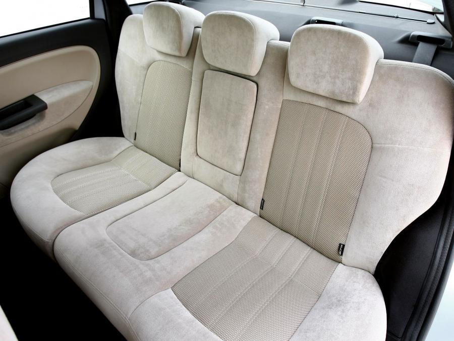  Fiat Linea 2006 года  (фото 46 из 62)